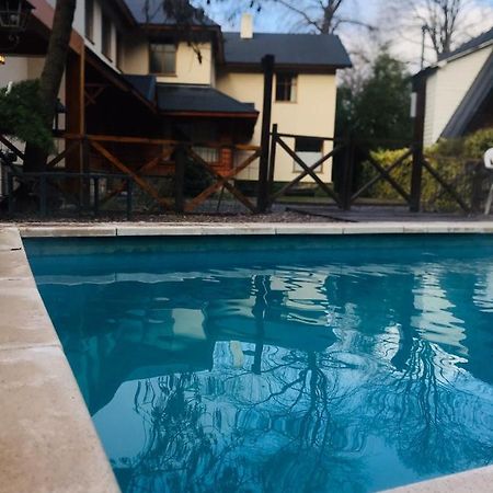 Refugio Del Arroyo Aparthotel San Martín de los Andes Buitenkant foto